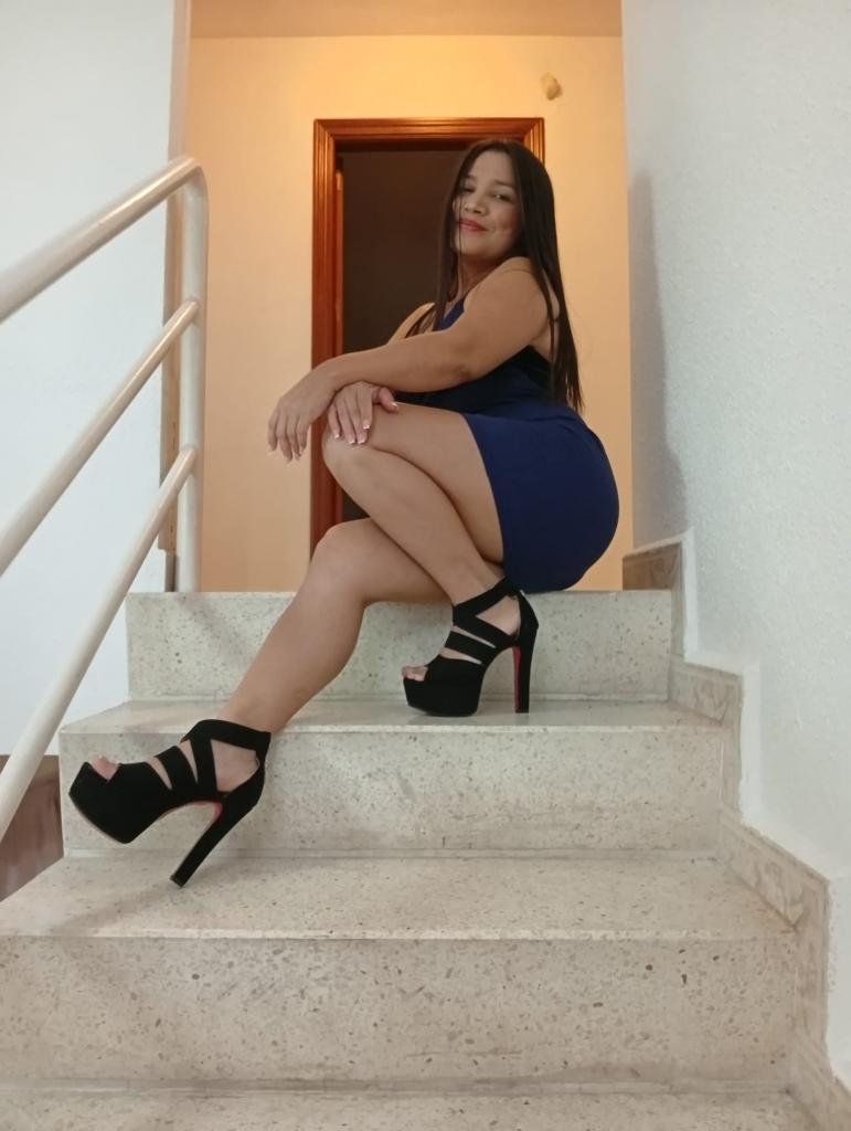 Chica busca chico en Almería: 