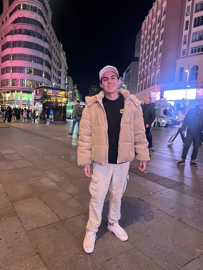 Chico busca chica en Madrid: 