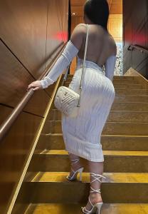 613952299: Chica busca chico en Cádiz