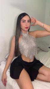 670499532: Chica busca chico en Málaga