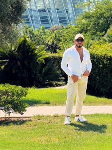 682318123: Chico busca chica en Madrid