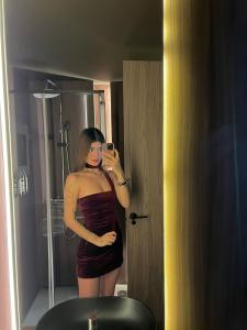 663077552: Chica busca chico en Málaga