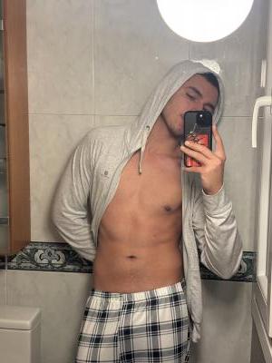 670869173: Chico busca chica en Madrid