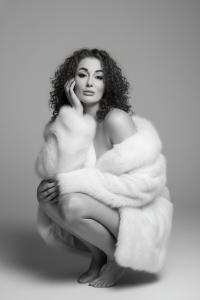 610749819: Chica busca chico en Alicante