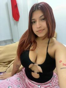 667921589: Chica busca chico en Murcia