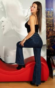 675121093: Chica busca chico en Cantabria