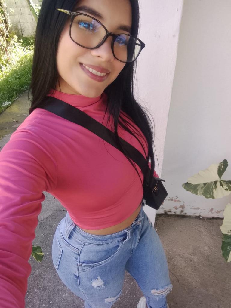 Chica busca chico en Tenerife: 