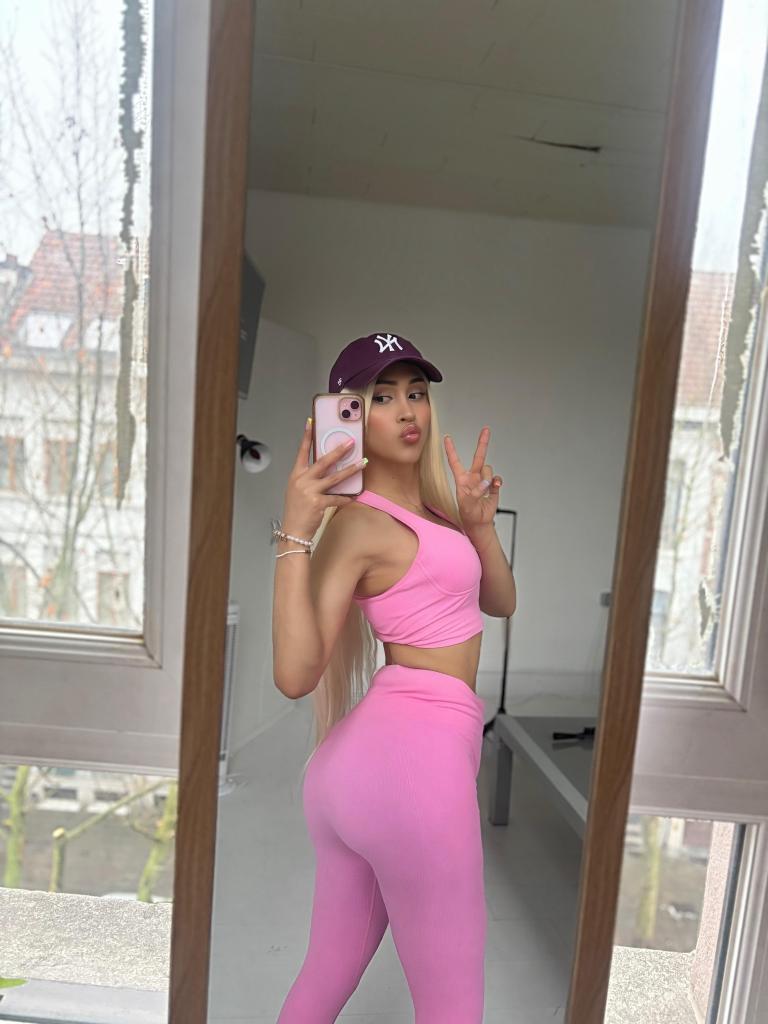 695326201: Travesti en Cantabria