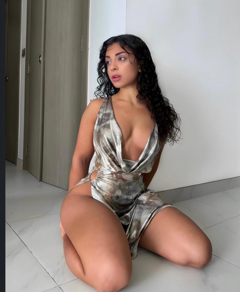 Chica busca chico en Huelva: 