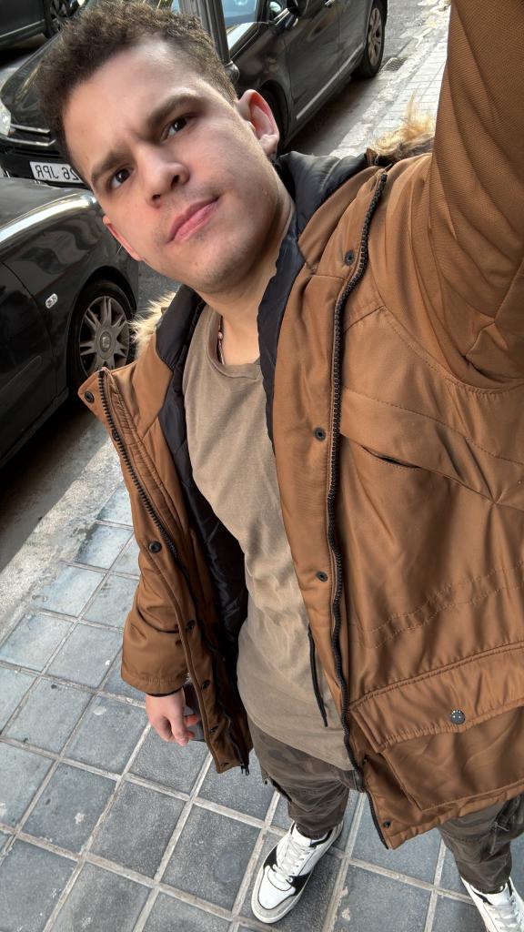 Chico busca chica en Alicante: 