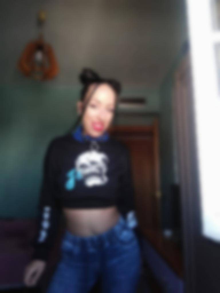 Chica busca chico en Sevilla: 