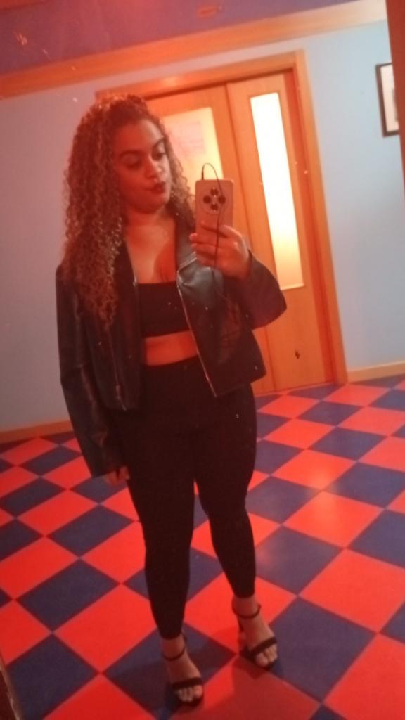 Chica busca chico en León: 