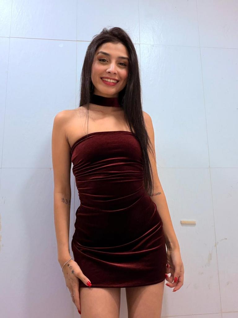 Chica busca chico en Ibiza: 