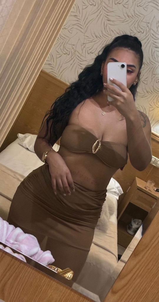 Chica busca chico en Alicante: 