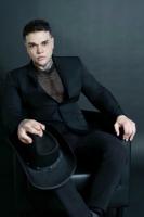 636457303: Chico busca chica en Cádiz