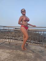 681883793: Chica busca chico en Barcelona