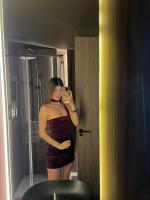 663077552: Chica busca chico en Málaga