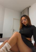 610912997: Chica busca chico en Madrid