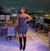 640908734: Chica busca chico en Barcelona