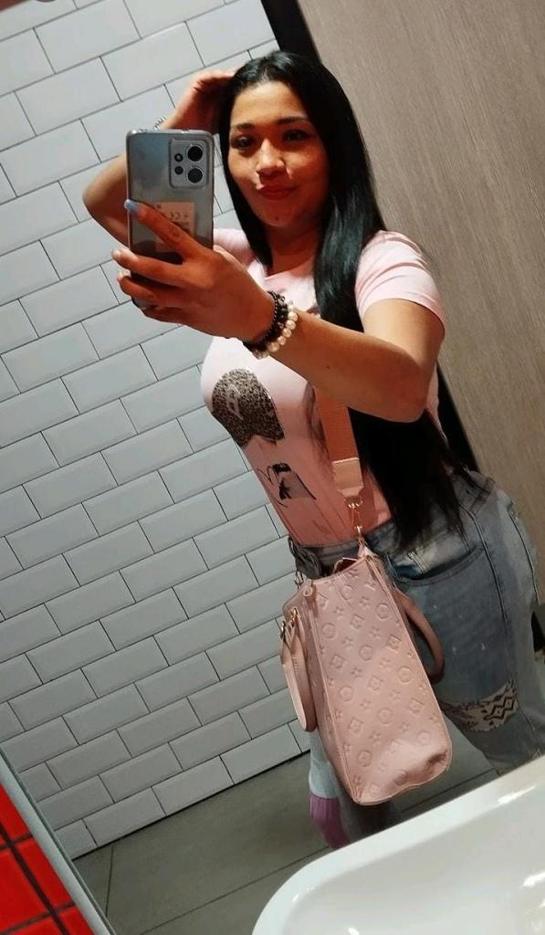 Chica busca chico en Murcia: 