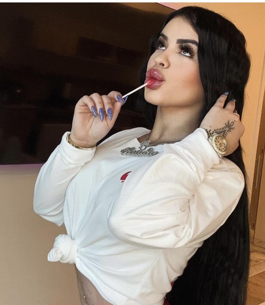 Chica busca chico en La Coruña: 