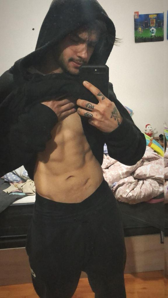 Chico busca chica en Cantabria: 