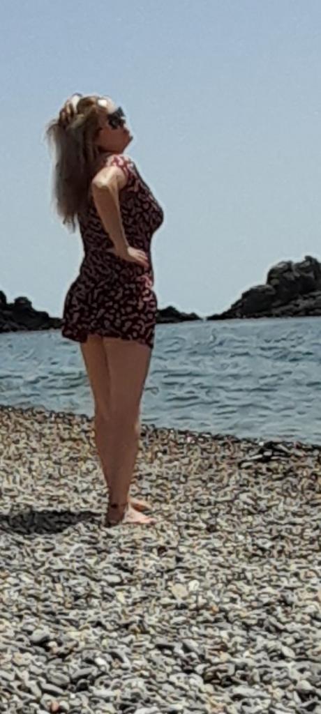 672531447: Chica busca chico en Granada