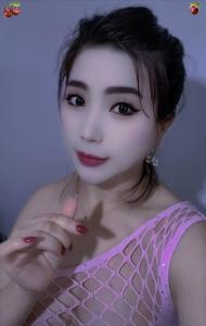 642781397: Chica busca chico en Barcelona