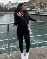 654427807: Chica busca chico en Madrid