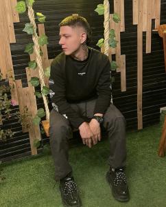 623121043: Chico busca chica en Granada