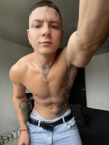 623121043: Chico busca chica en Granada