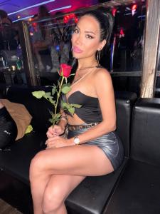 671430136: Travesti en Albacete