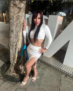 602452535: Travesti en León