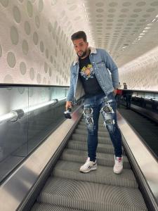 Chico busca chica en Las Palmas: 