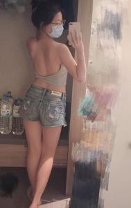 673320711: Chica busca chico en Barcelona