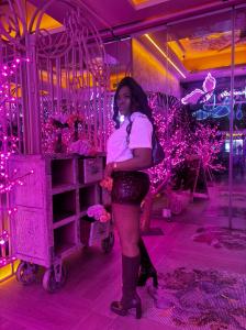 617096050: Chica busca chico en Madrid