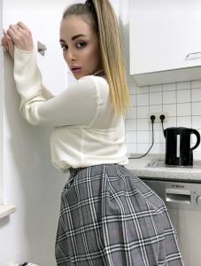 641504897: Chica busca chico en Madrid