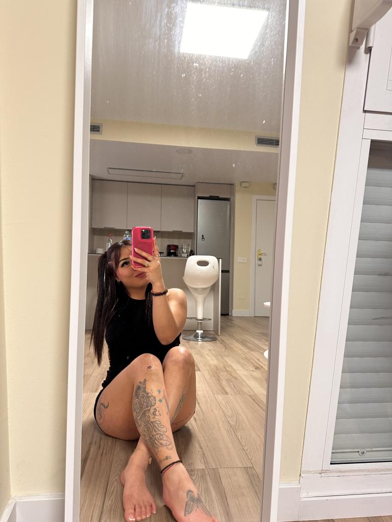 678968608: Chica busca chico en Madrid