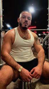 604873644: Chico busca chica en Madrid