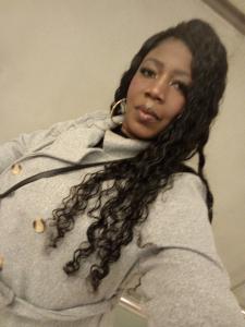 634046103: Chica busca chico en Huesca