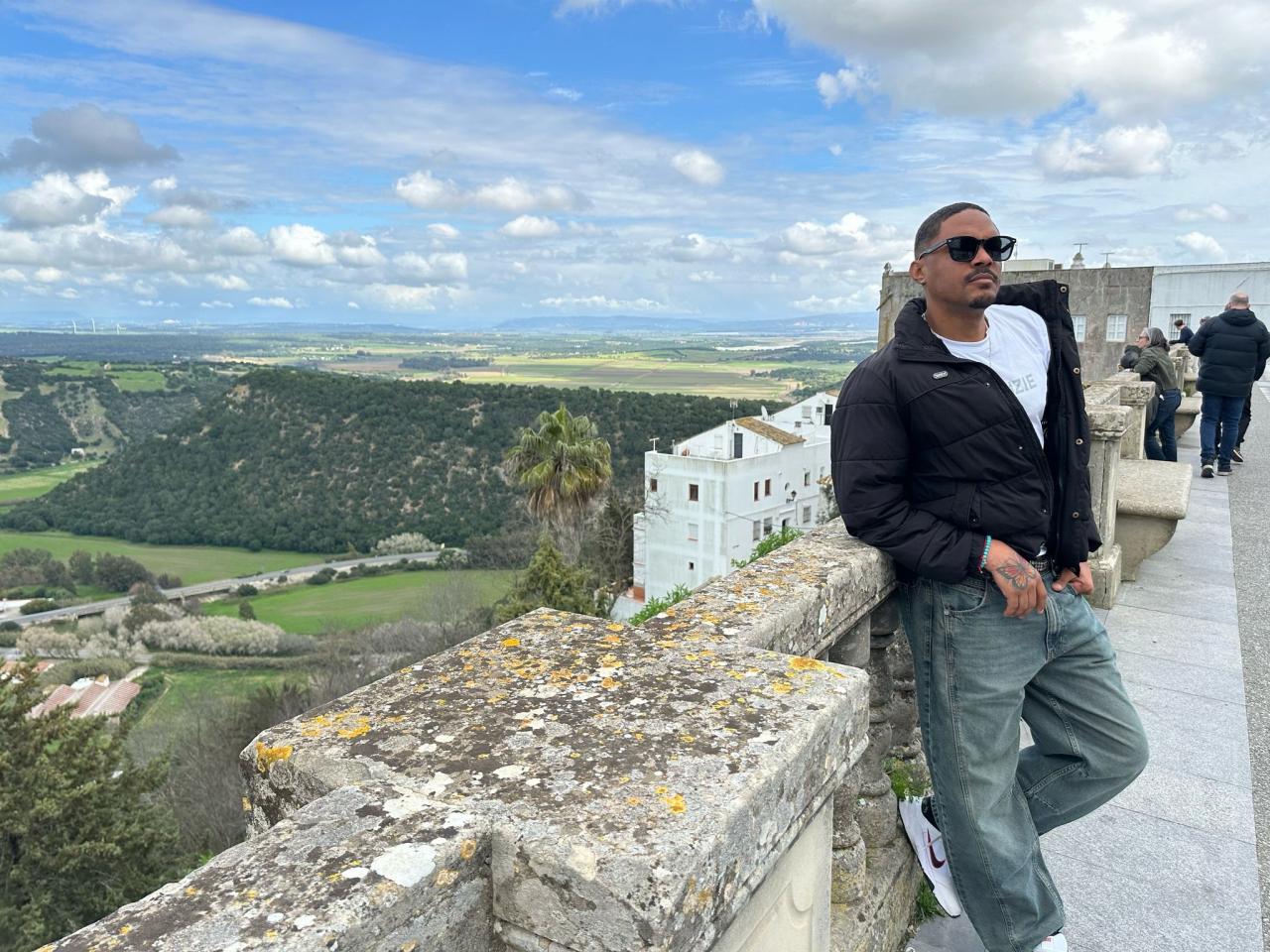 Chico busca chica en Cádiz: 