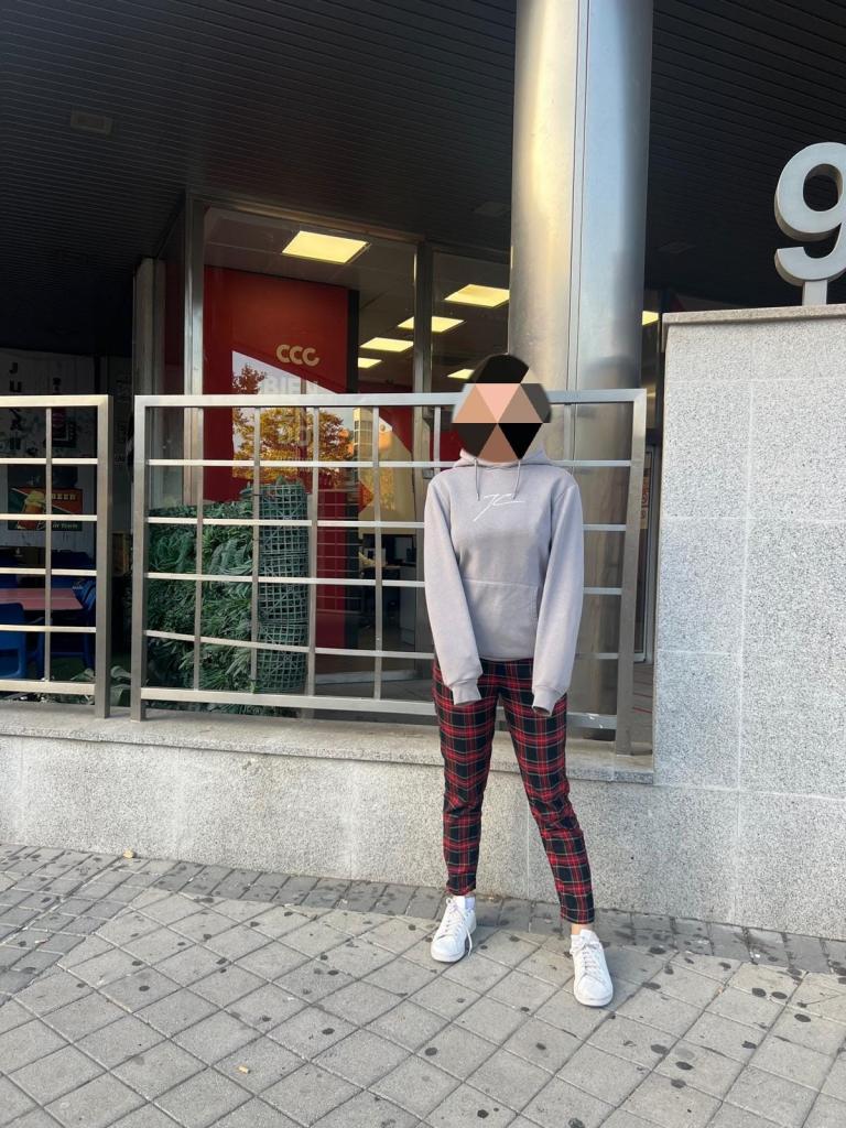 655466192: Chica busca chico en Madrid