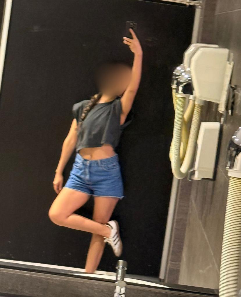 607435616: Chica busca chico en Madrid