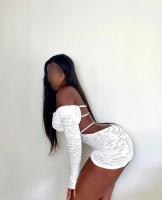 614292180: Chica busca chico en Madrid