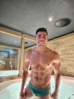 661268070: Chico busca chica en Málaga