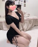 631895177: Chica busca chico en Barcelona