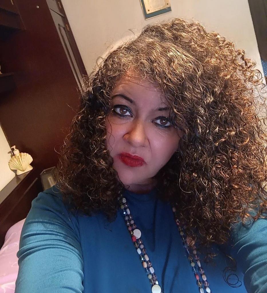 641934570: Chica busca chico en León