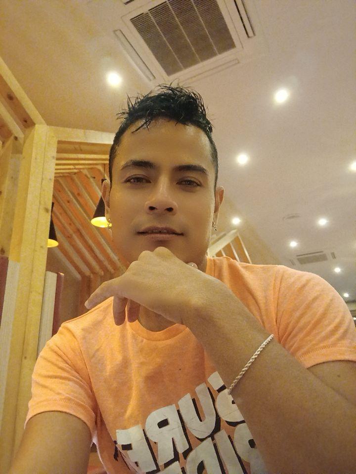 672847116: Chico busca chica en Barcelona