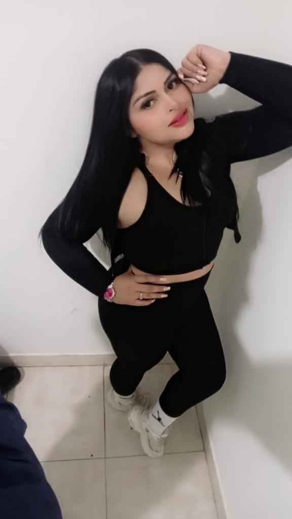 667037085: Chica busca chico en Badajoz