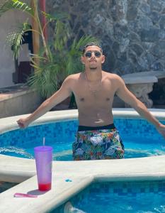 631114357: Chica busca chico en Asturias